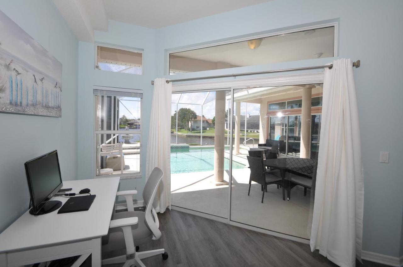 Sunset Bay Beautiful Pool Home - Bring Your Boat Or Jet Ski - Canal With Dock- Sleeps 10 - 4 Bd Palm Coast Exterior photo